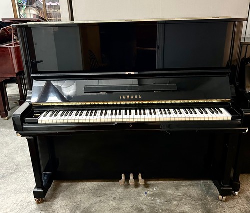 Yamaha tall upright piano - u3,