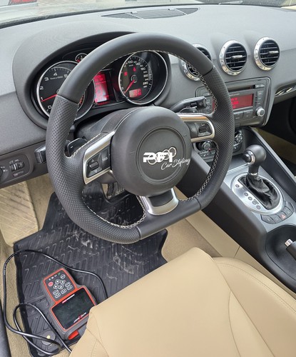 Steering wheel cover with - wheel,