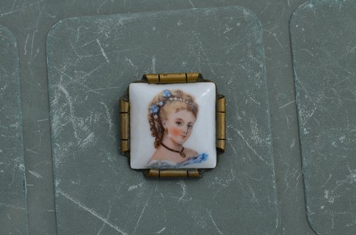 Broche ancienne jeune - broche, "jeune