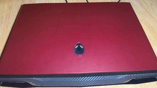 Alienware m17x red nebula - r4,