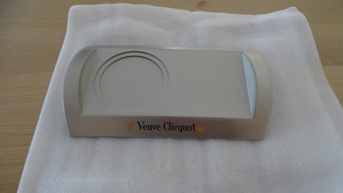 Champagne veuve clicquot - clicquot, plv