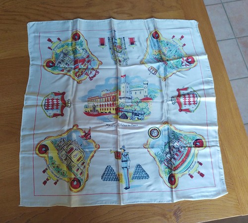 Foulard carré 100 - soie, dans