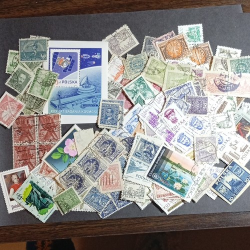 Lot 1985 timbres pologne - 1985,