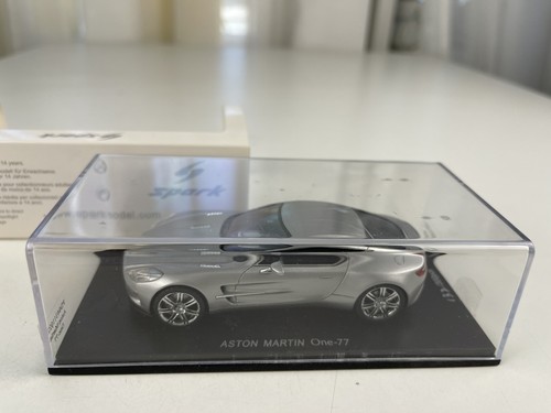 Voiture miniature aston martin - voiture,