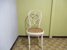 Chaise marquée Thonet n ° 4