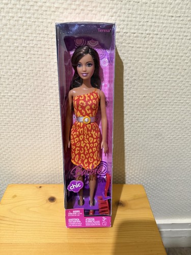 Barbie chic teresa - barbie,