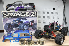 Used HPI Savage 21 4WD 1:8 Giant Monster Truck Nitro RC Vintage W/ Original Box