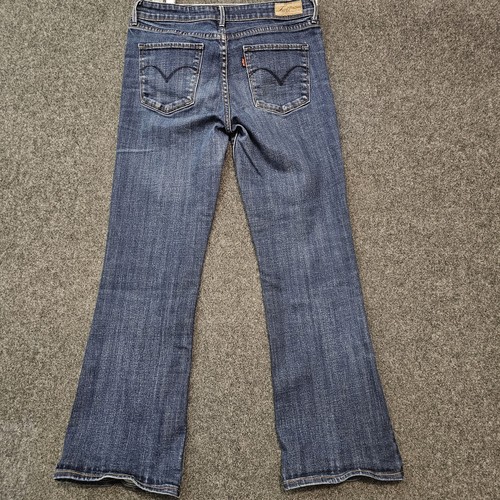 Levi demi curve - demi,