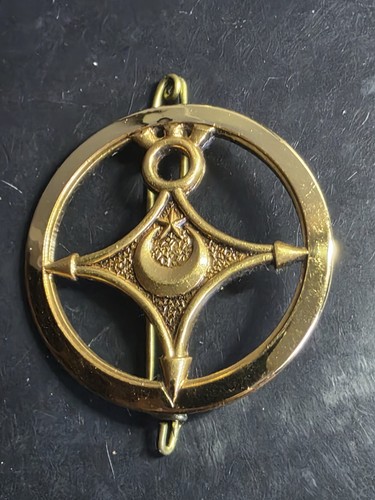 Coiffure insigne béret - coiffure,