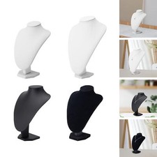 Collier chaîne bijoux buste