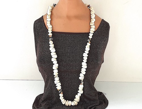 Collier coquillages - de,