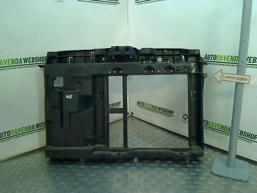 Calandre panneau frontal - calandre,