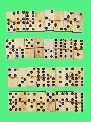Ancien jeu dominos et - os,