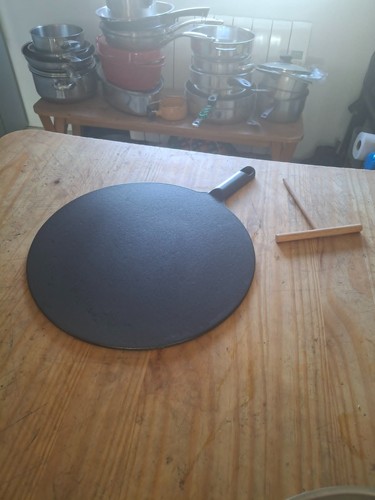 Poêle crêpes crêpière - à,