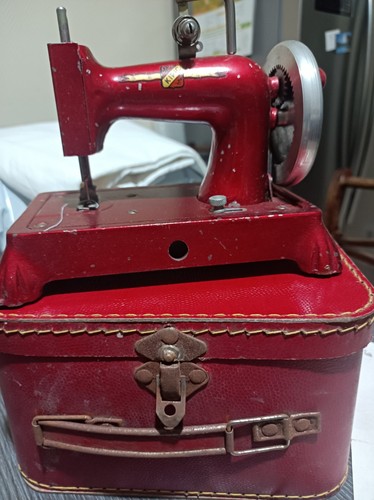 Machine coudre enfant - machine, a