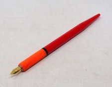 Joli porte-plume ancien en Galalithe