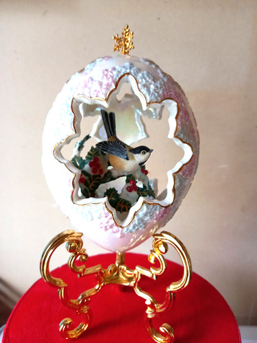 Superbe rare oeuf en - et,