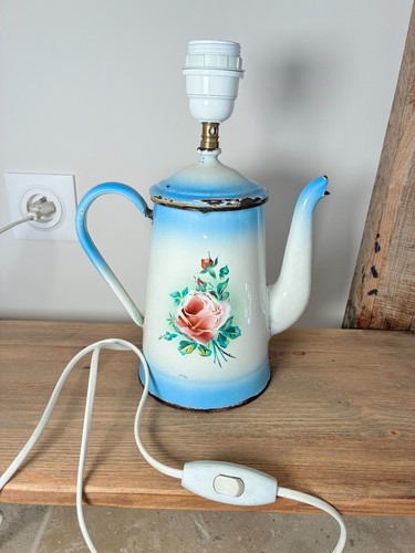 Ancienne cafetière émaillée