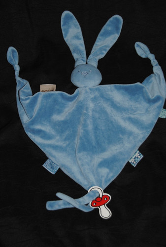 Doudou plat lapin bleu - plat,