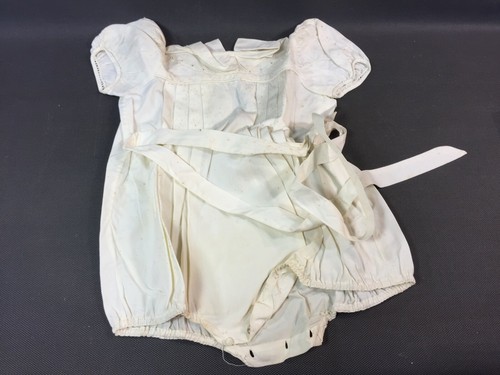 Lot anciens vêtements - de,
