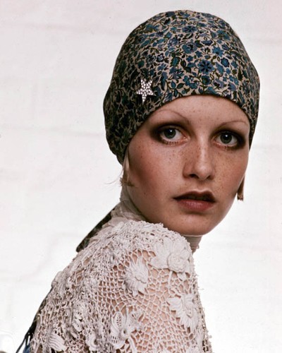 Twiggy 1027035 photo 8x10 - twiggy,