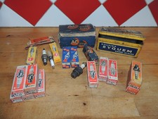 LOT BOUGIES ANCIENNE BOITE