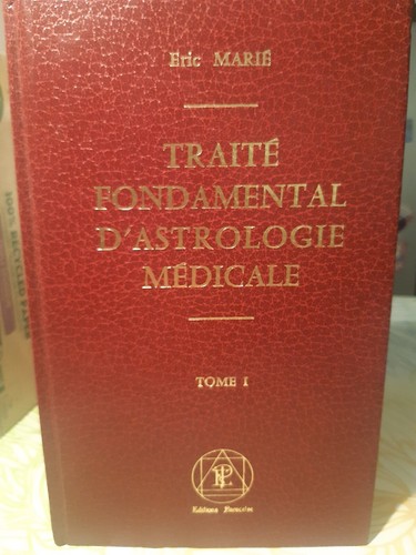 Livre traité fondamental - traité,