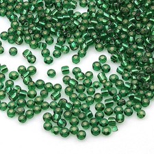 Lot de 3300 perles de rocaille
