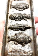 Moule à chocolat ancien