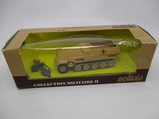 AT776 SOLID 1/50 MILITARY BLIND VEHICLE HANOMAG HALF TRACK REF 6061