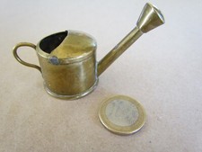 Arrosoir miniature en laiton