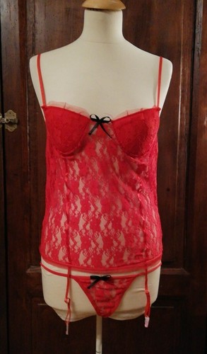 Bustier guêpière porte
