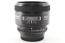 Nikon AF Nikkor 85mm f/1.8 D Prime Objectif Monture F