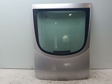 8N8827023D HAYON / 885175 POUR