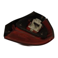 Feu arriere principal gauche