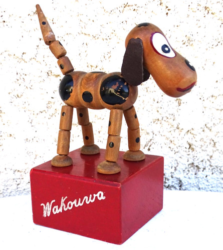 Ancien wakouwa chien - ancien,