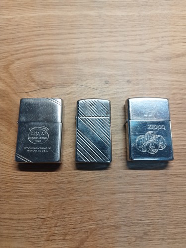 Lot briquets zippo à - 3,