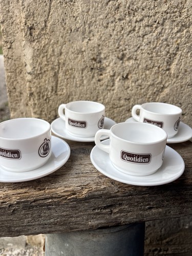 Tasses café et sous - café,