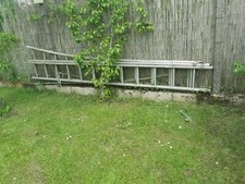 Échelle, 3 éléments de 3m50 en alluminium, coulissante à corde