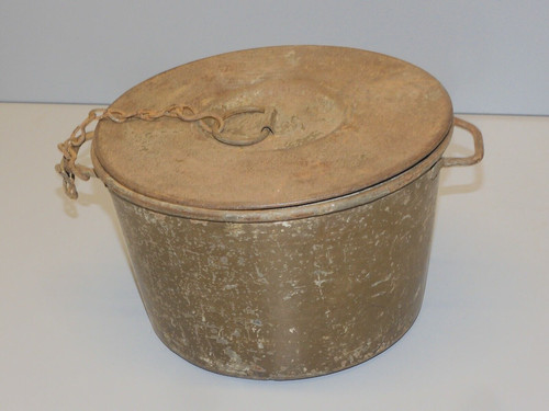 Ancienne gamelle poilu - -ancienne,