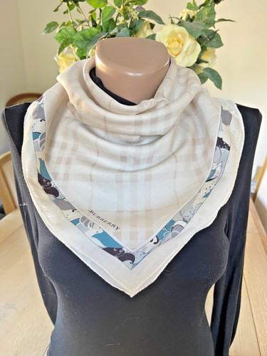 Foulard/Shawl/Schal★BURBERRY