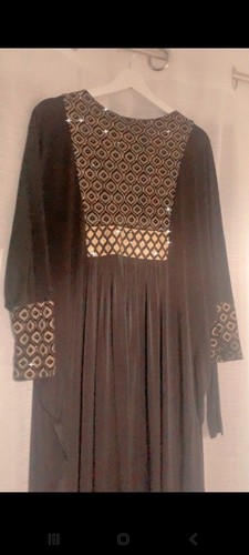 Traditional black abaya - abaya, robe