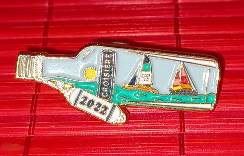 Pin art universite - pin,