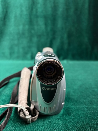 Canon mv800 comcorder - canon,