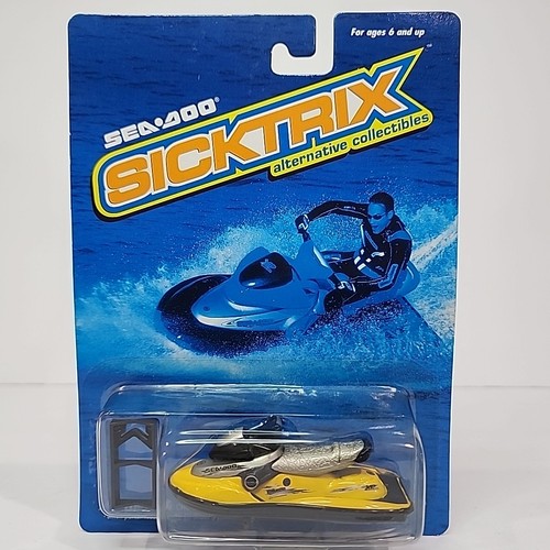 Playing mantis sea doo - playing,