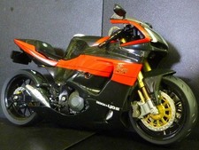 pour 1/12 Yoshimura Suzuki