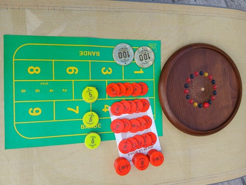 Jeu boule roulette - la,