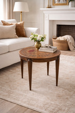 Table d’appoint artistique