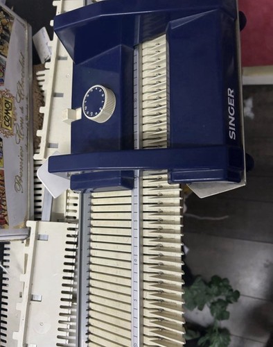 Machine tricoter grosse - a,