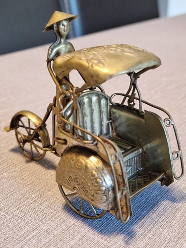 Ancien pousse miniature - ancien, pousse-pousse